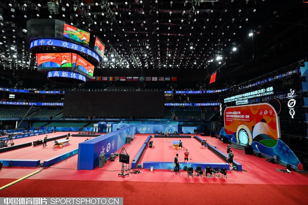 不理智，战乌兹的熊猫杯中，汪士钦职业生涯首次染红