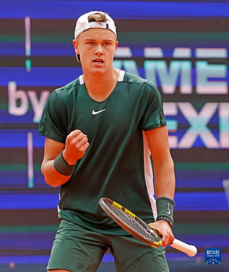 防守反击来 防守反击来