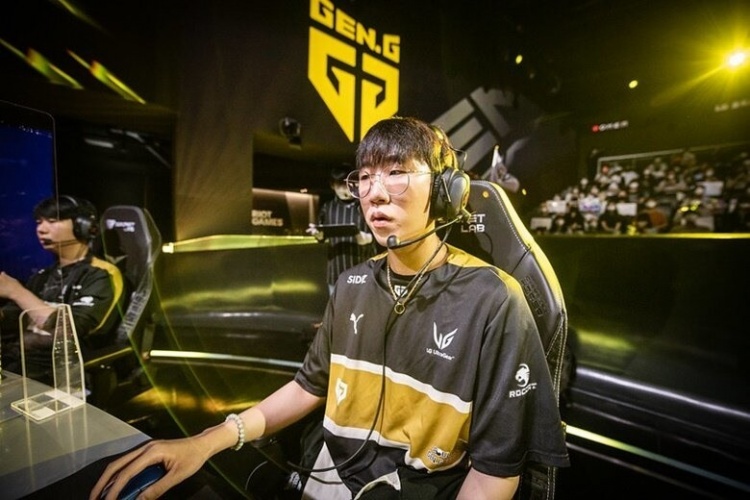 晋级故事而 晋级故事而