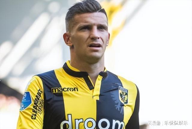 场比赛中 场比赛中